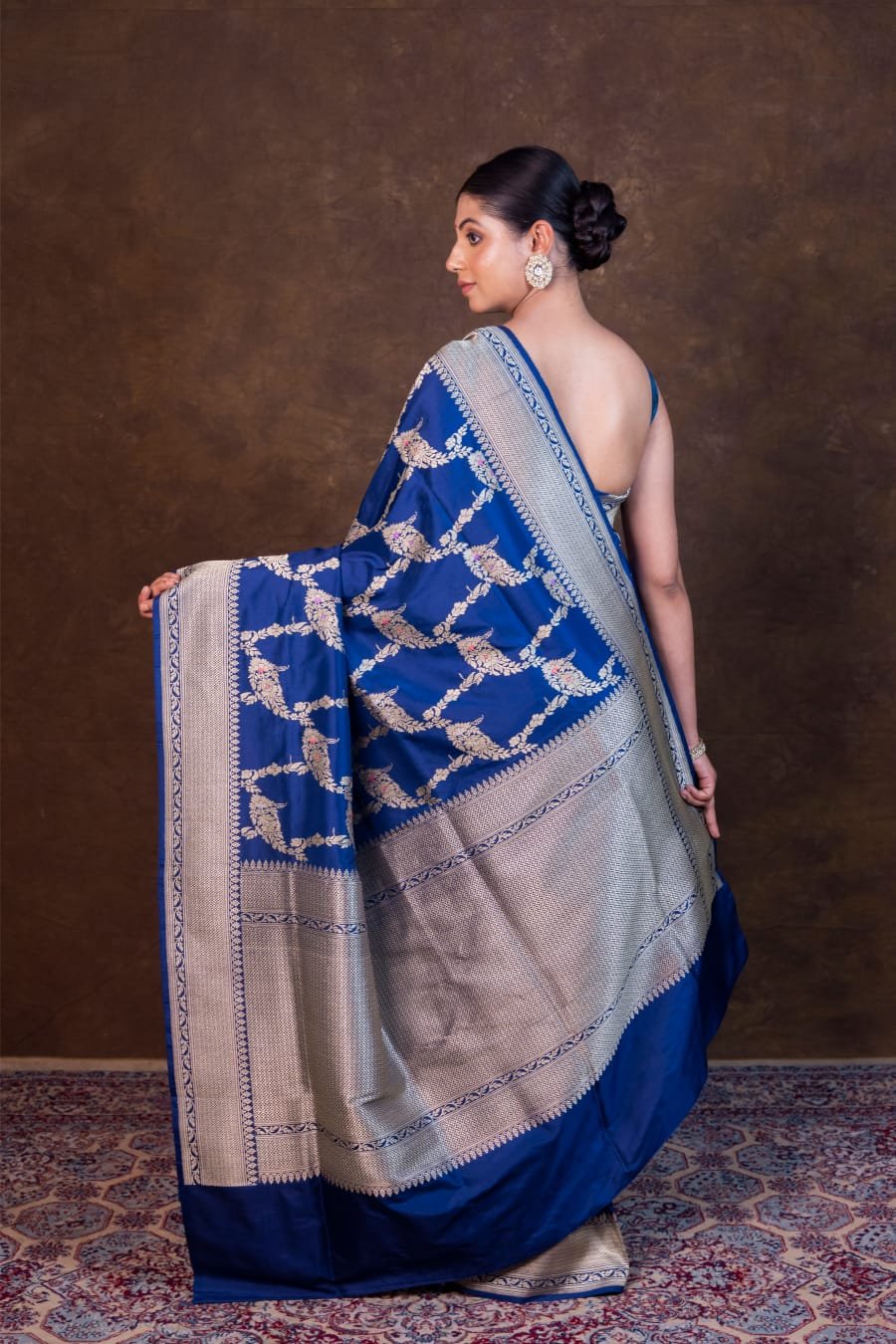 Pure Banarasi Silk Katan Kadhuwa Saree – Handloom Weaving with Light Gold Zari & Meena Kari Work - Image 3