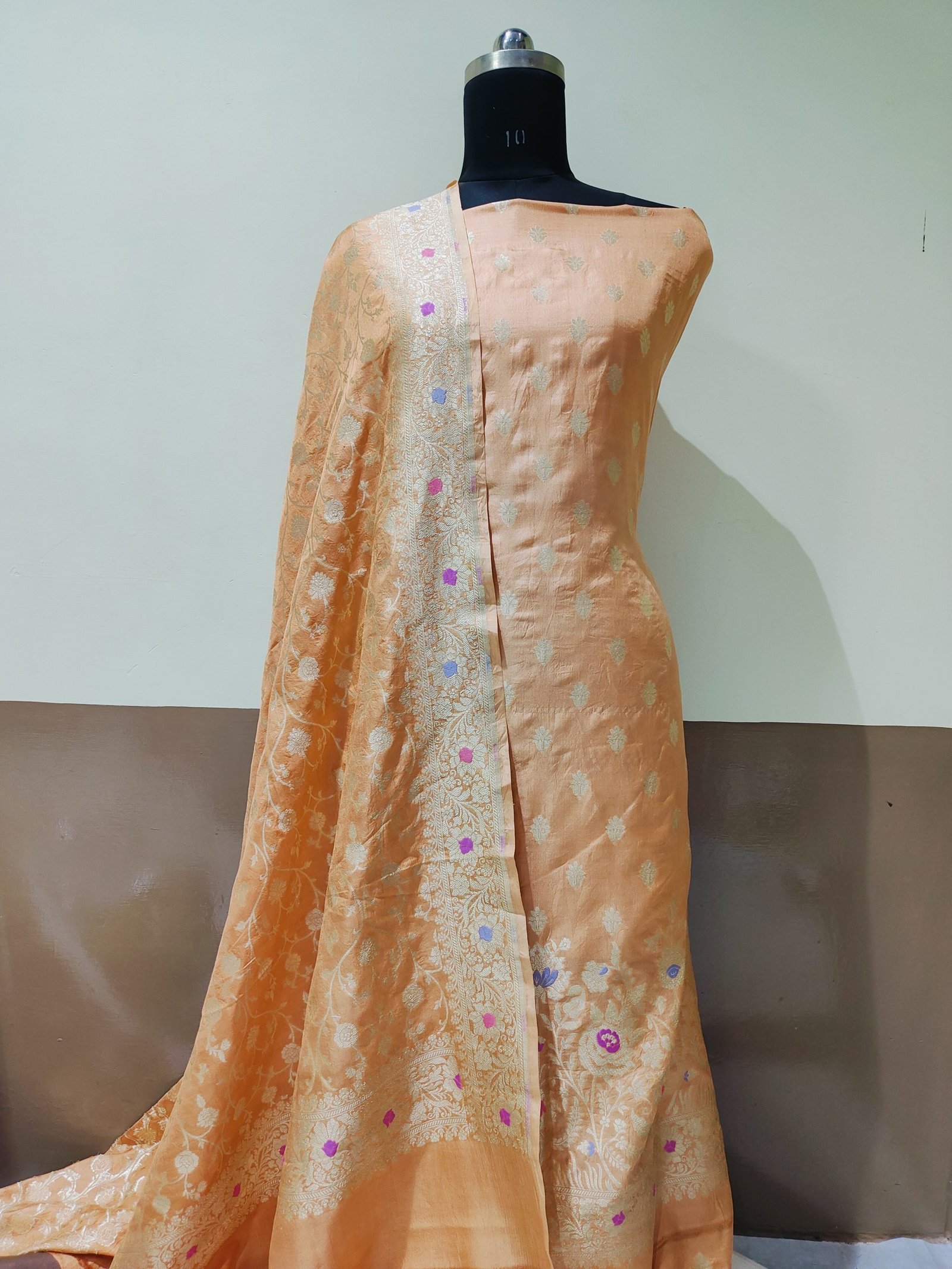 Pura banarasi Silk katan suit dupatta