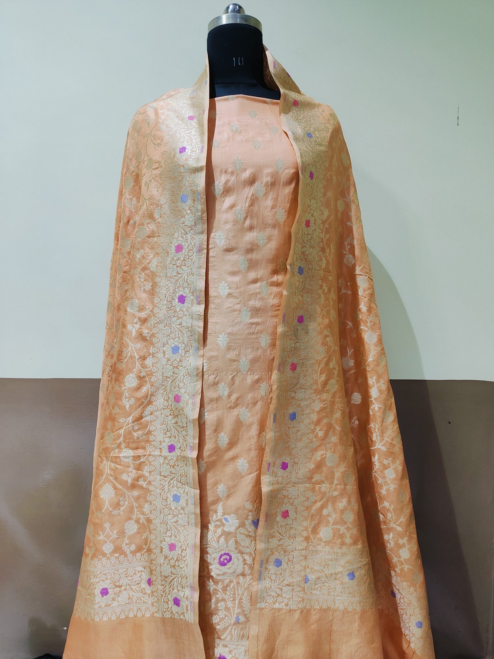 Pura banarasi Silk katan suit dupatta - Image 2