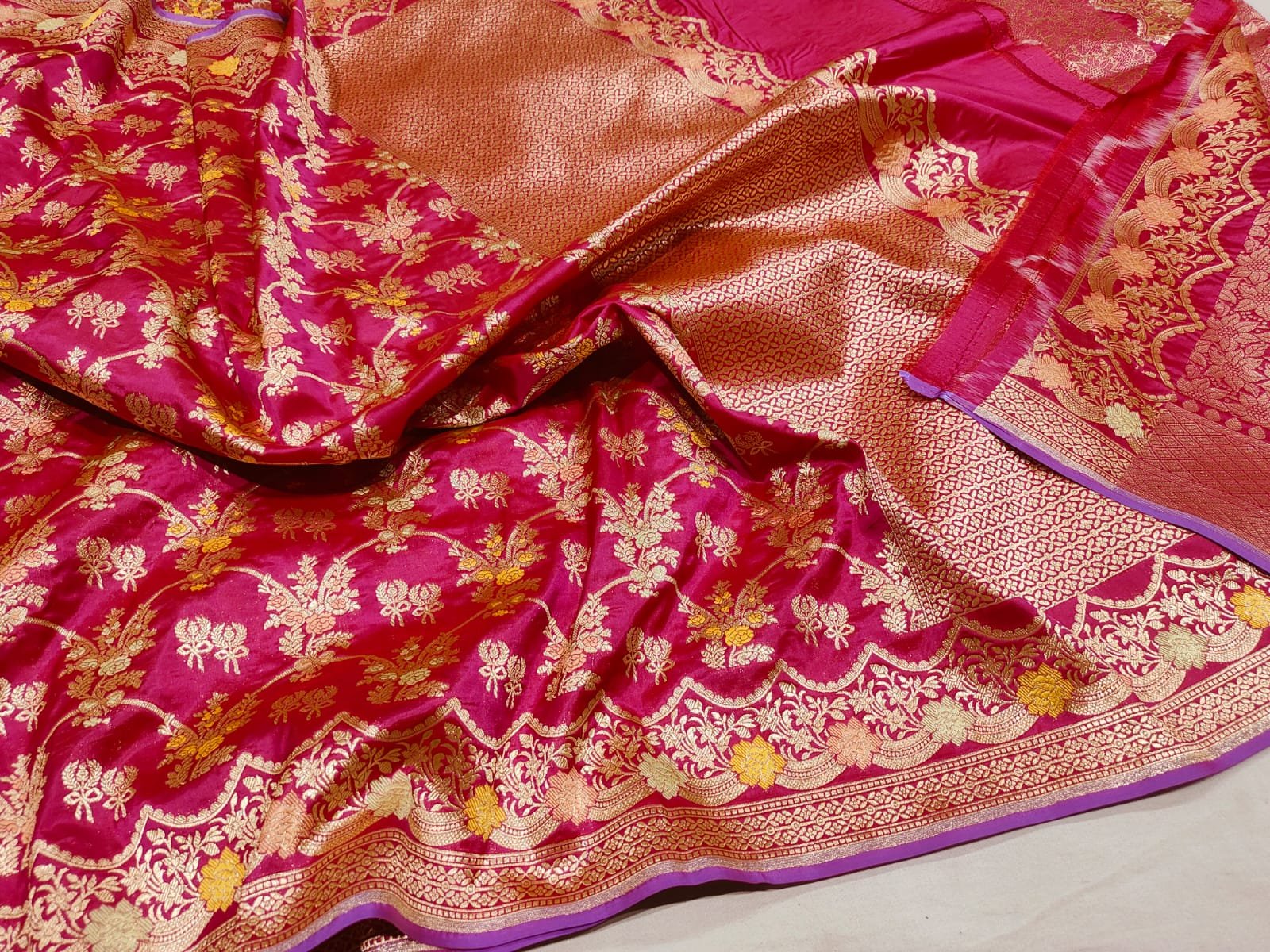 Pure Banarasi Silk Katan cutver saree - Image 3