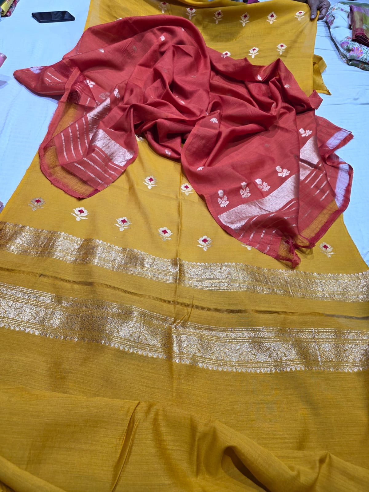 Pura banarasi suit dupatta munga 3 ps - Image 2