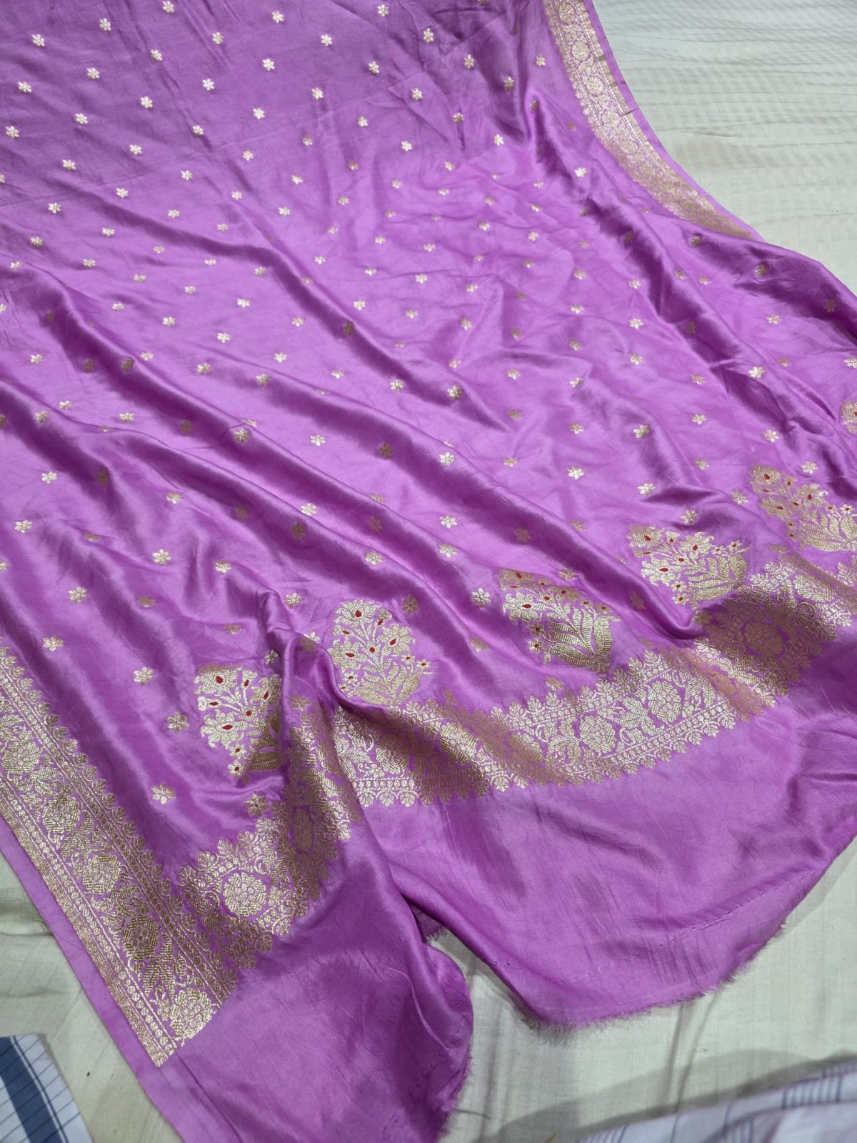✨ Pure Banarasi Silk Katan Cutwork Dupatta ✨ - Image 2