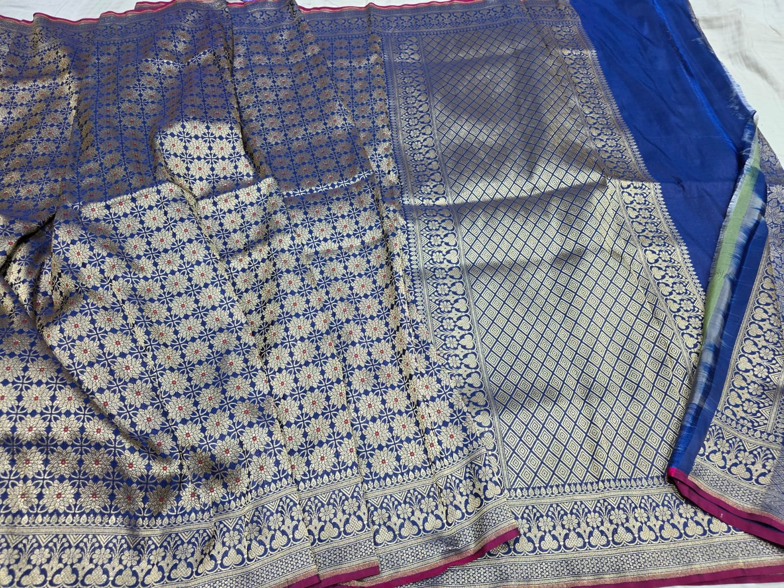 Pure Banarasi Silk Katan Cutwork tanchui saree - Image 3