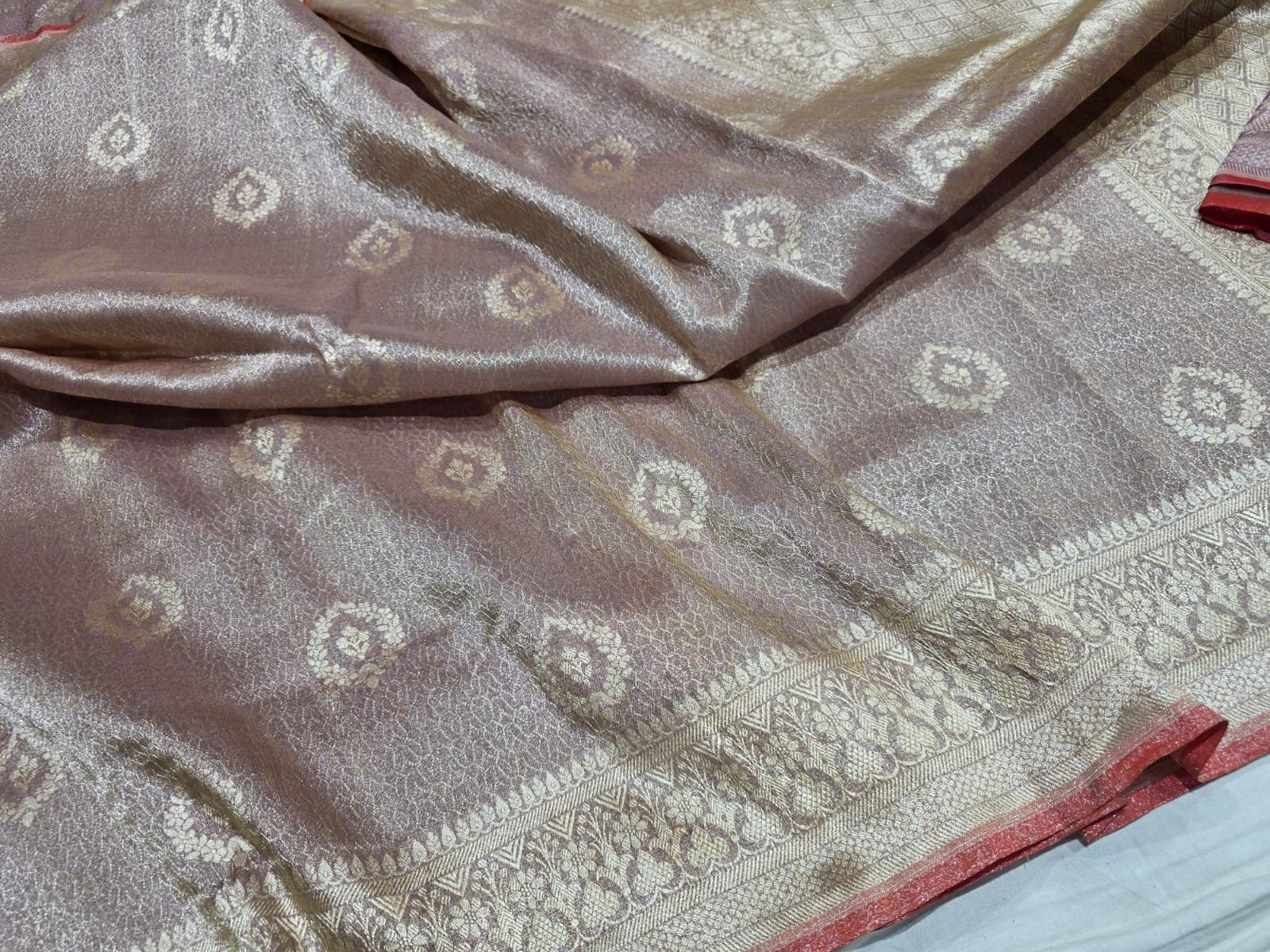 Pure banarasi Silk katan Cutwork tanchui with tissue saree - Image 6