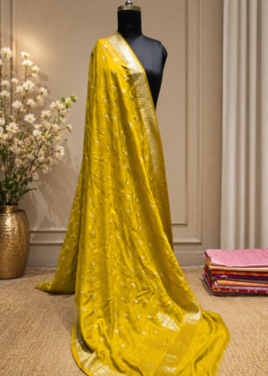 ✨ Pure Banarasi Silk Katan Cutwork Dupatta ✨