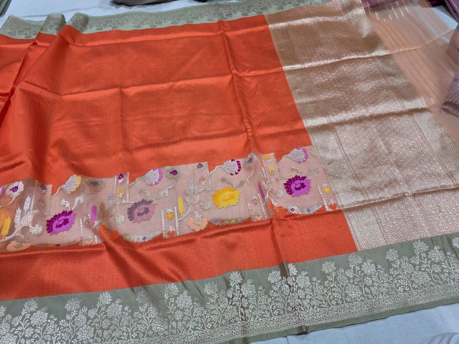 Pure Banarasi Silk Katan Kora Saree – Multi-Zari Elegance - Image 2