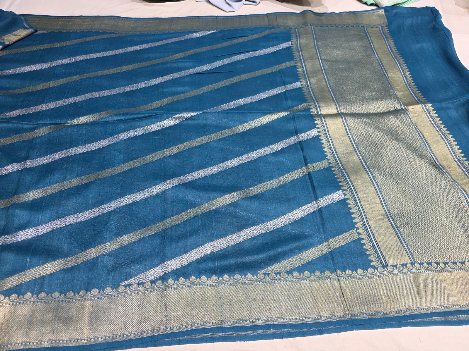 Pure Banarasi Khaddi Georgette Kadhuwa Saree - Image 3